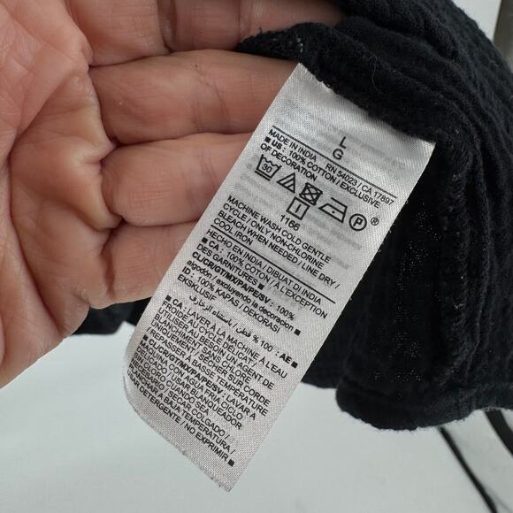 Old Navy Flutter Sleeve Cotton Blouse Black Embroidered Flowy Size L Large - Picture 6 of 8